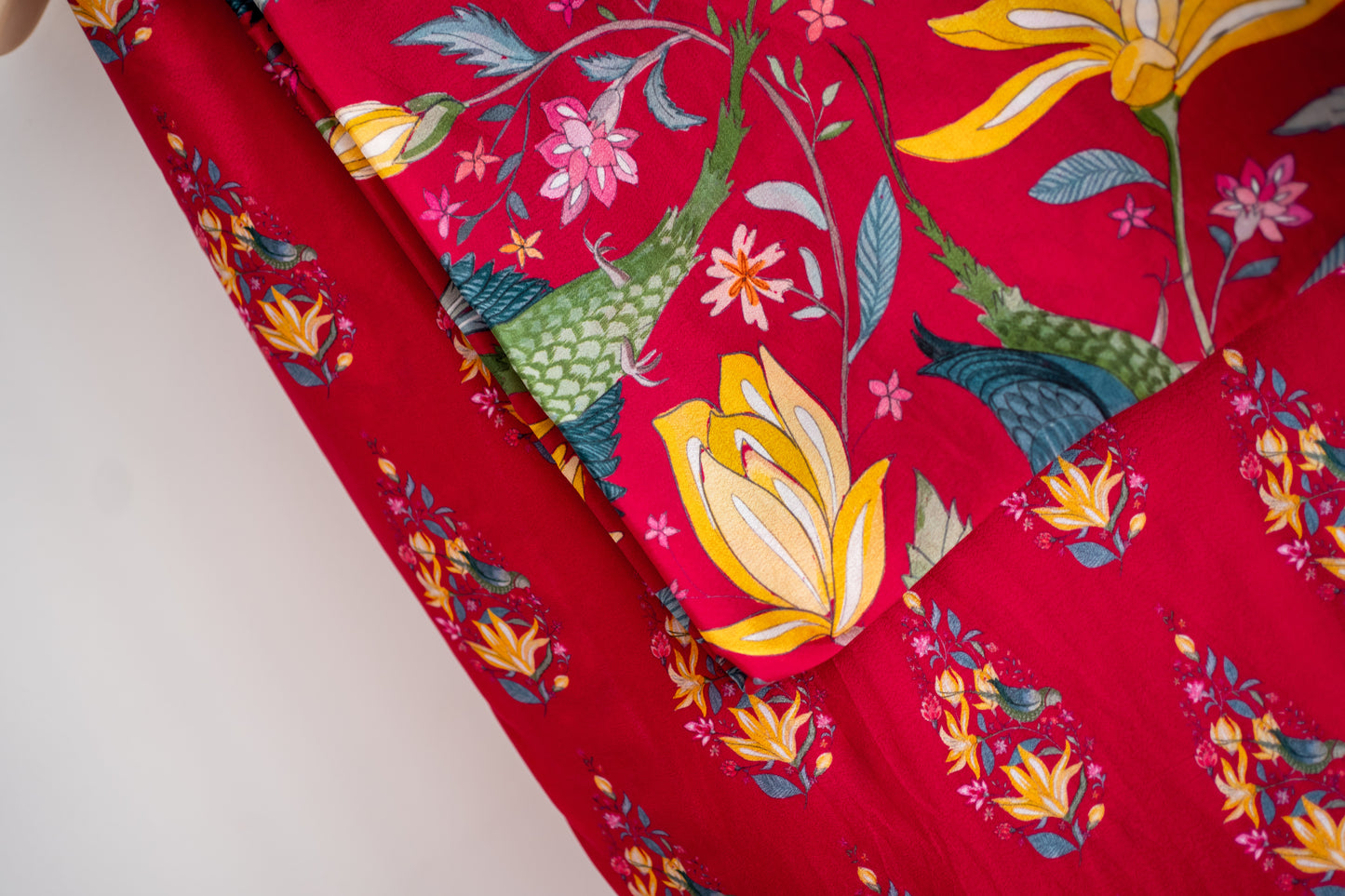 Bhavika Devarapalli Sarees, Floral print, Best Designer Saree, Designer Saree, top Indian Designer Saree, Indian Occasional & Festival wear saree, Best Designer Saree Collection, Red Saree, Printed Saree.