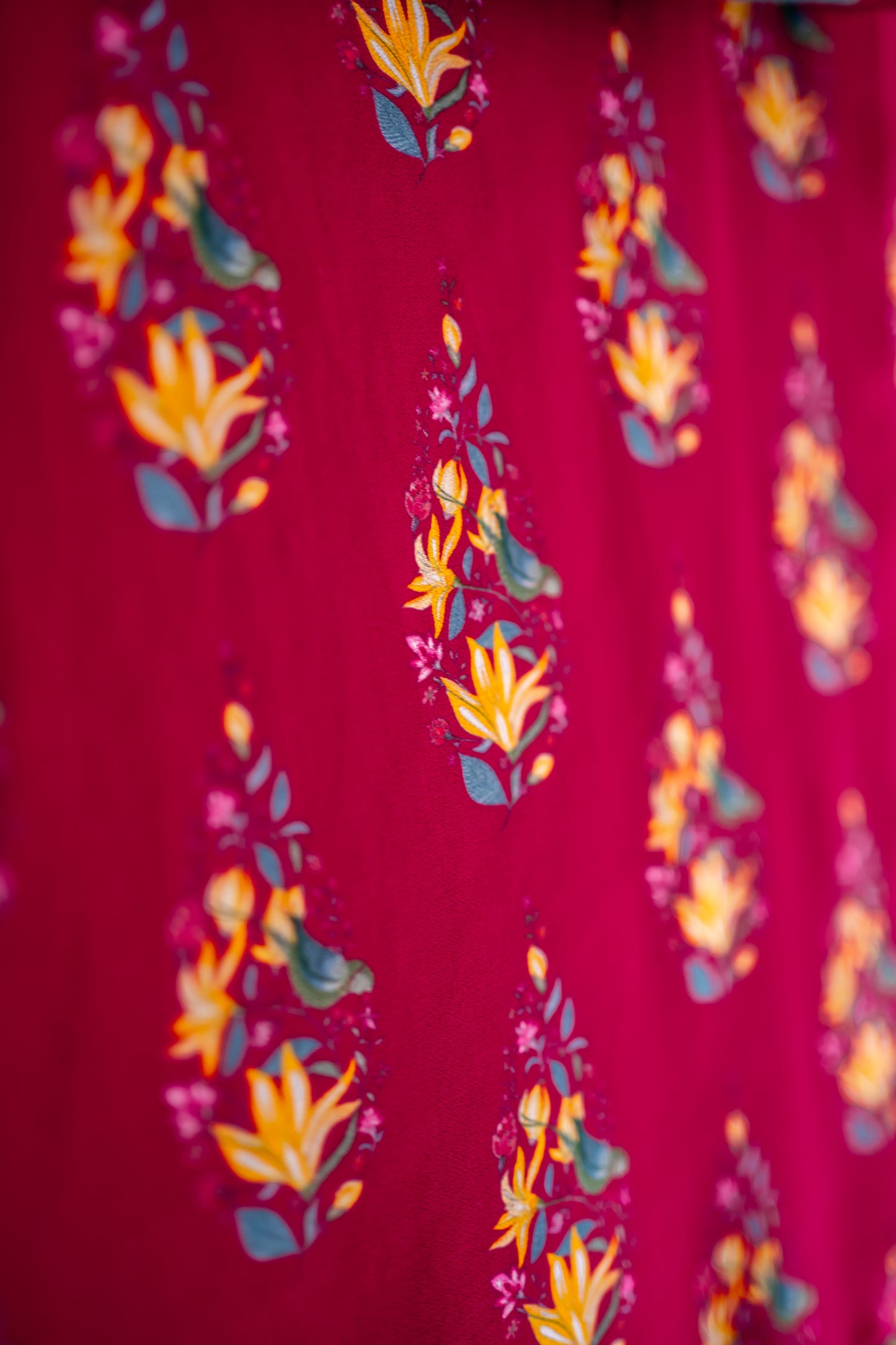 Bhavika Devarapalli Sarees, Floral print, Best Designer Saree, Designer Saree, top Indian Designer Saree, Indian Occasional & Festival wear saree, Best Designer Saree Collection, Red Saree, Printed Saree.