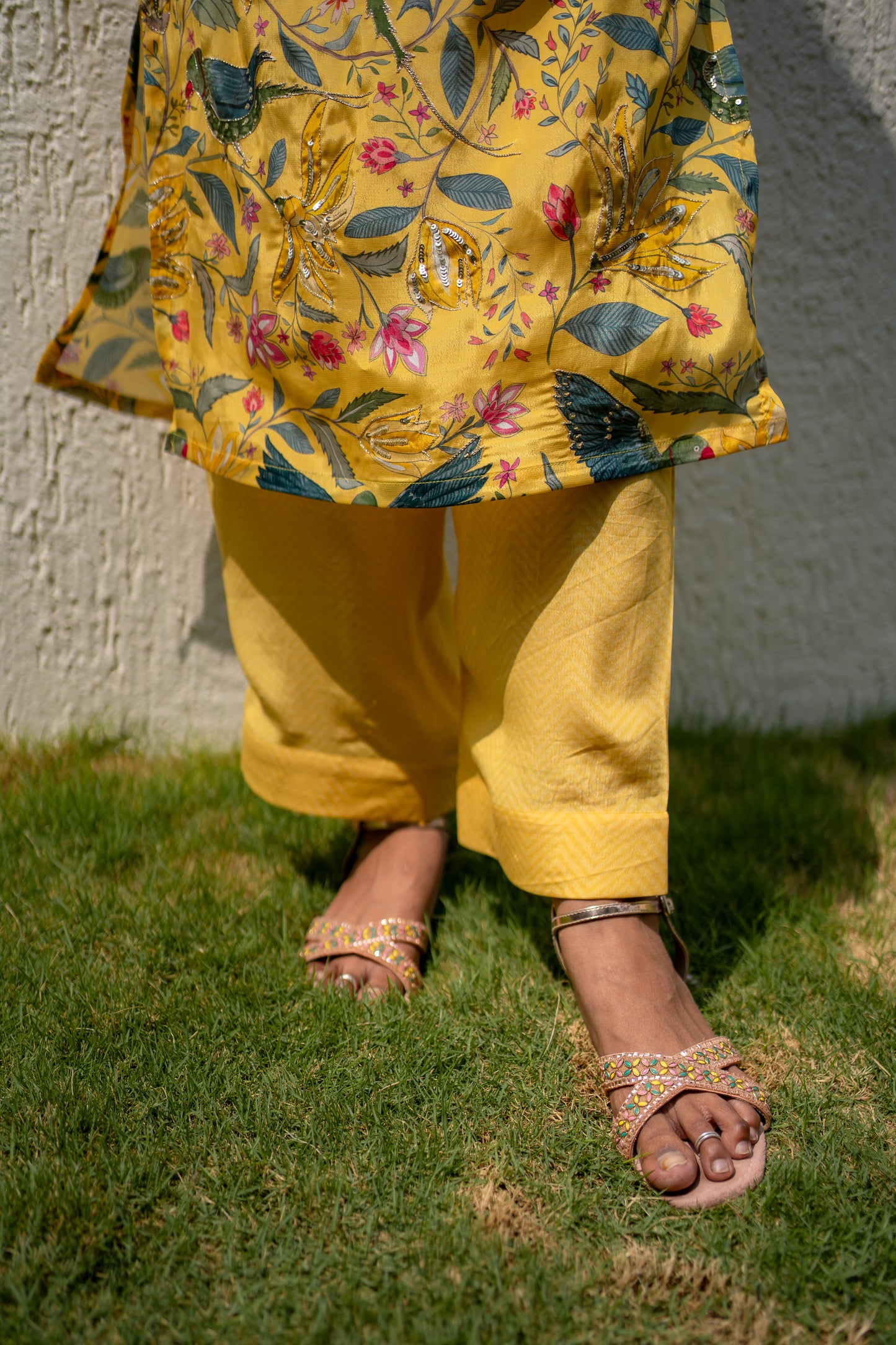 Bhavika Devarapalli Kurta set, Floral print, Designer Kurta sets, Best designer kurta set, yellow Kurta set, top Indian Designer Kurta set, Anarkalis, Indian Occasional & Festival wear, Best Designer collection.