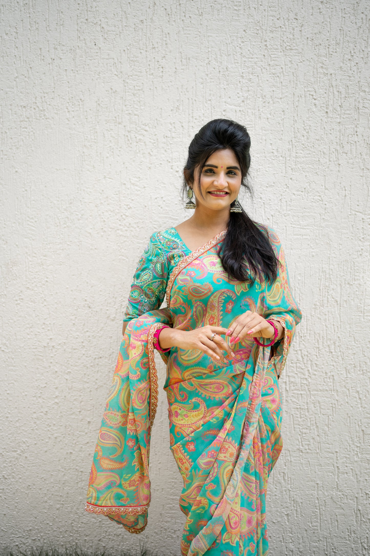 Bhavika Devarapalli Sarees, Floral print, Best Designer Saree, Designer Saree, top Indian Designer Saree, Indian Occasional & Festival wear saree, Best Designer Saree Collection, turquoise Saree, blue saree,Printed Saree.