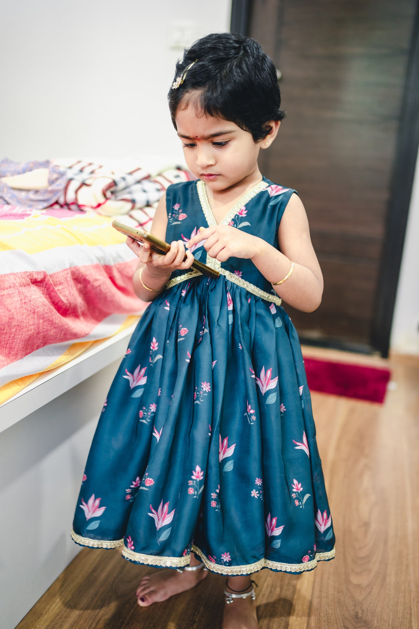 Bhavika Devarapalli Kurta set, Floral print, Designer Kurta sets, Best designer kurta set,green floral frock, top Indian Designer Kurta set, Anarkalis, Indian Occasional & Festival wear, Best Designer collection, kids frocks