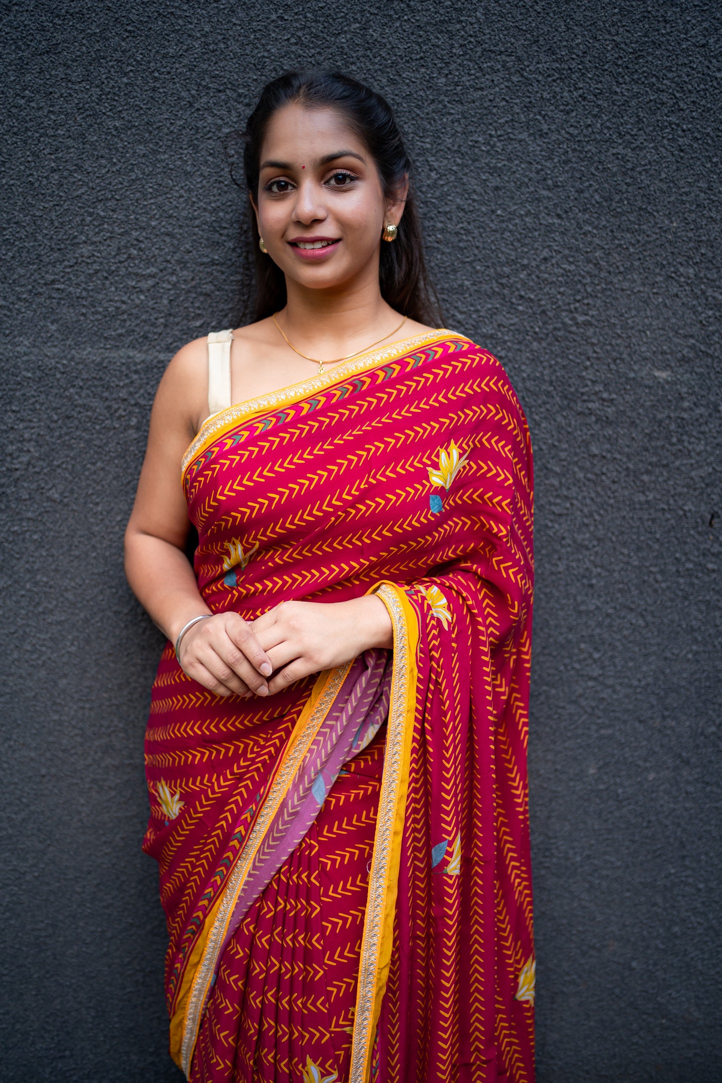 Bhavika Devarapalli Sarees, Floral print, Best Designer Saree, Designer Saree, top Indian Designer Saree, Indian Occasional & Festival wear saree, Best Designer Saree Collection, Red Saree, Printed Saree.