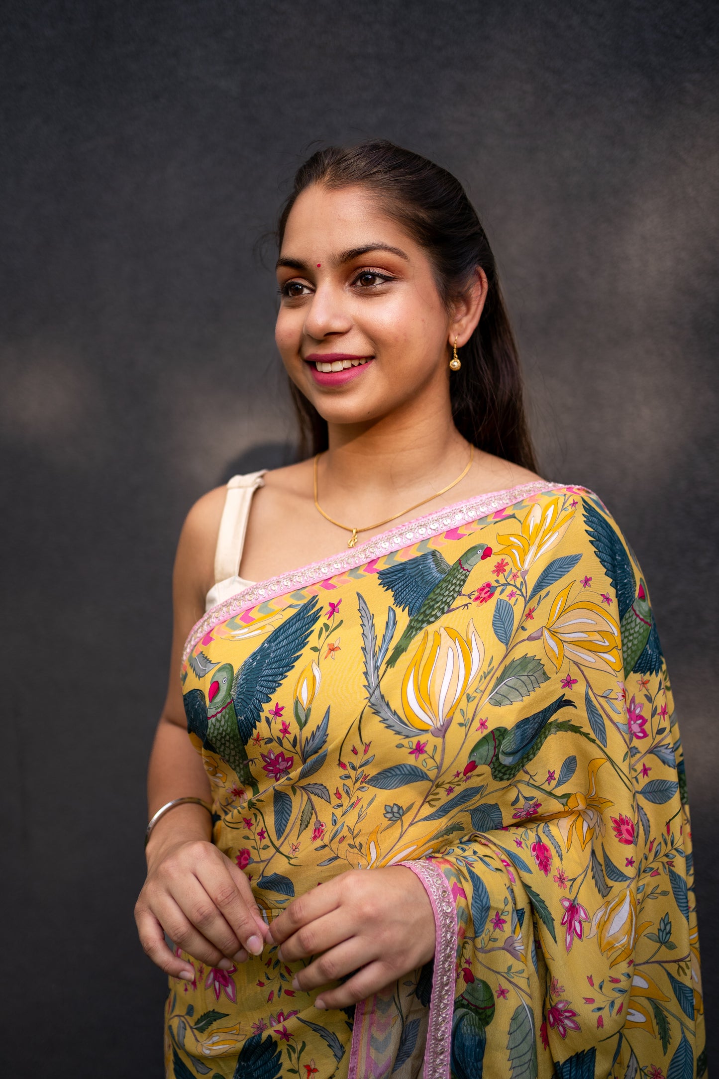 Bhavika Devarapalli Sarees, Floral print, Best Designer Saree, Designer Saree, top Indian Designer Saree, Indian Occasional & Festival wear saree, Best Designer Saree Collection, yellow Saree, Printed Saree.