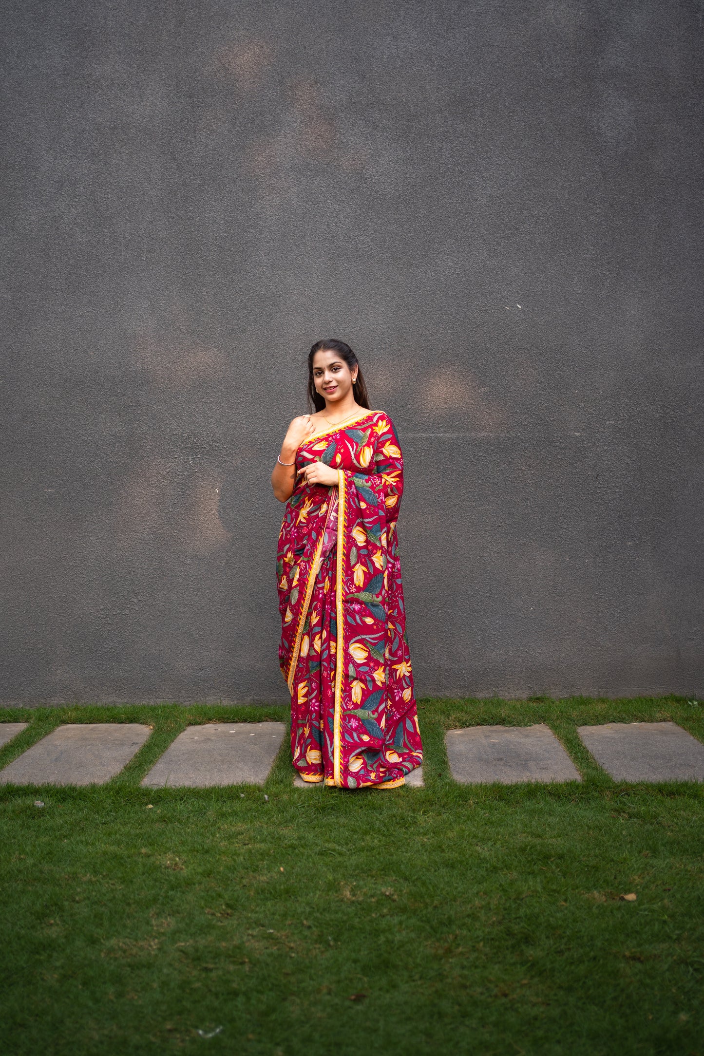 Bhavika Devarapalli Sarees, Floral print, Best Designer Saree, Designer Saree, top Indian Designer Saree, Indian Occasional & Festival wear saree, Best Designer Saree Collection, Red Saree, Printed Saree.